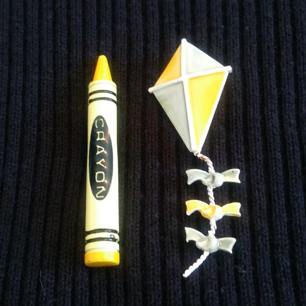 Crayon Pin and Kite Pin - Vintage